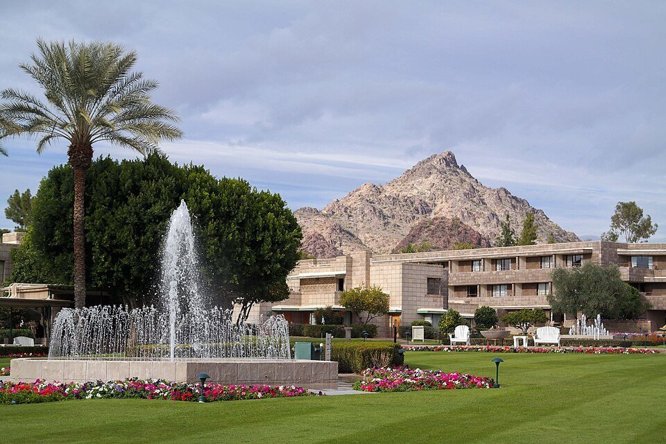 Gardens and mountain views at the Arizona Biltmore